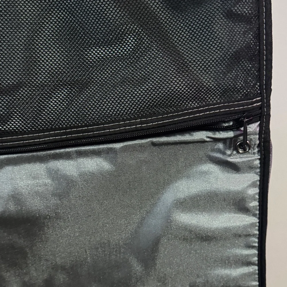 Victorinox Black and Gray Garment Bag